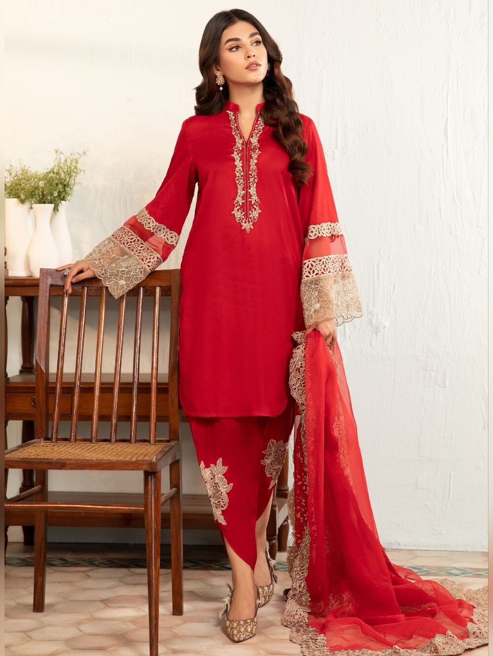 Maria B Embroidred 3 Piece Suite In Medium Size ,Organza Dubatta, Red